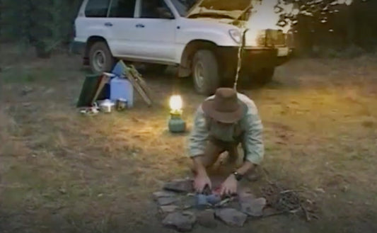 Astuce INSOLITE pour démarrer un feu à partir d'une batterie de voiture !