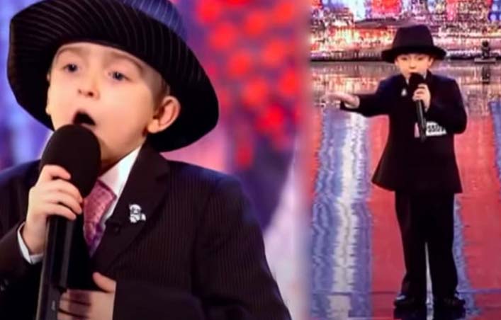 Un enfant de 7 ans surprend tout le monde en chantant du Sinatra avec brio